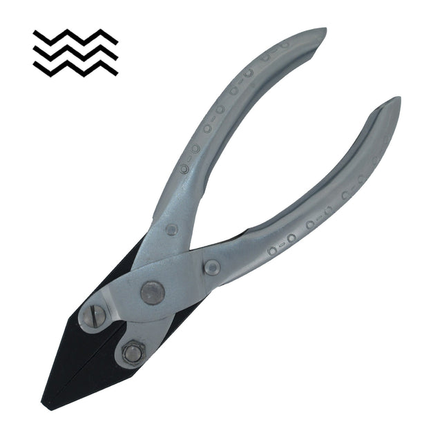 Parallel flat nose pliers 140mm with serrated jaws for jewellery making